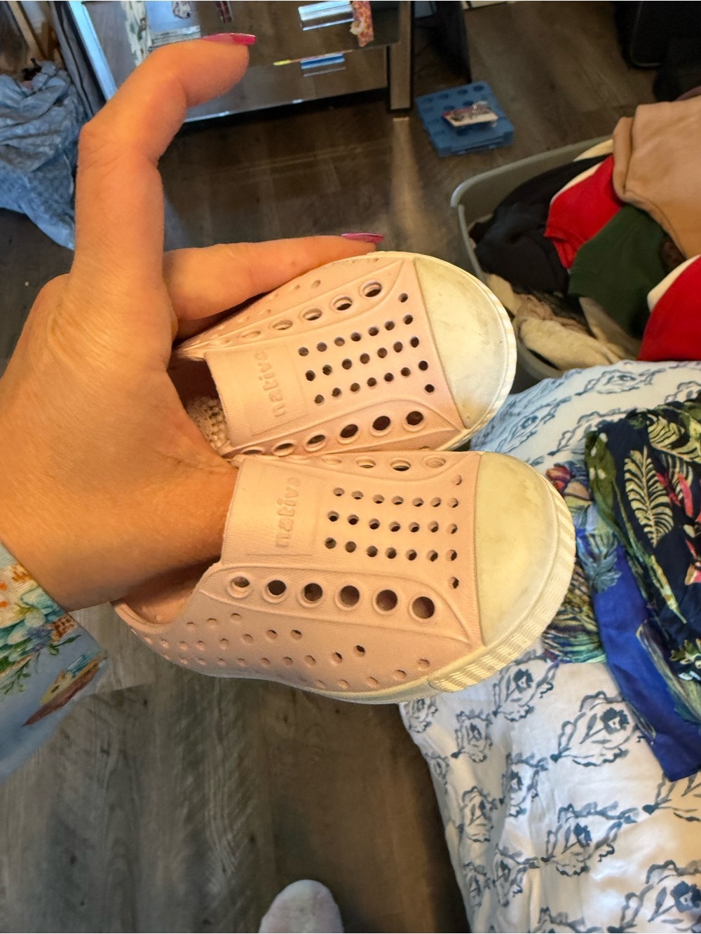 Native Shoes Toddler Pink Jefferson Slip-On Water Shoes Size C4 - Picture 2 of 3
